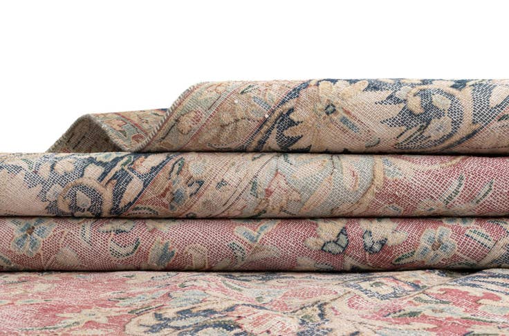 Detail image of 9' 4 x 13' Vintage Royal Wool Rug