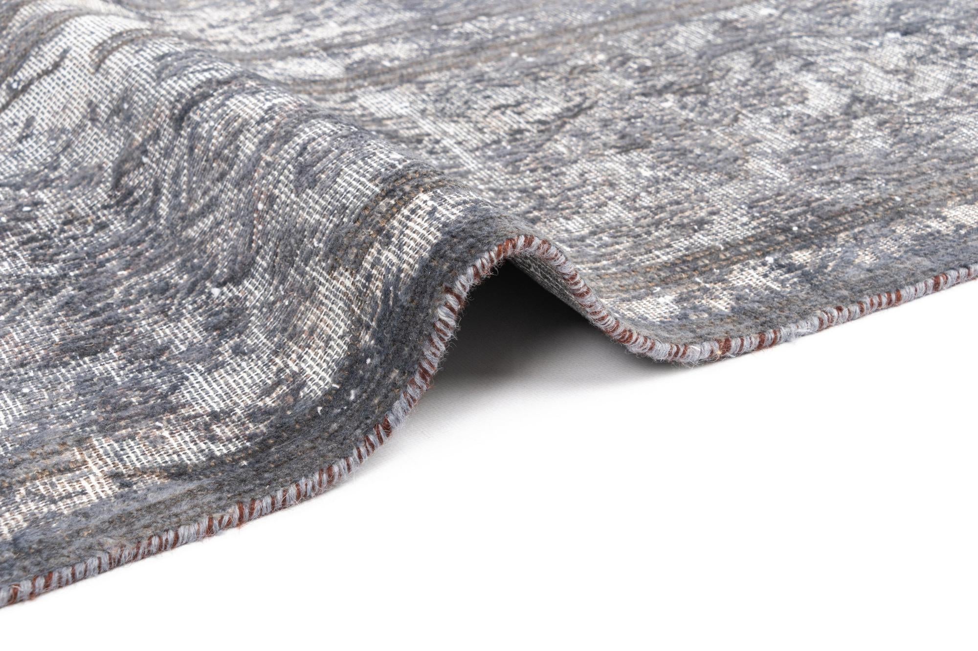 9' 10 x 13' 3 Vintage Royal Wool Rug