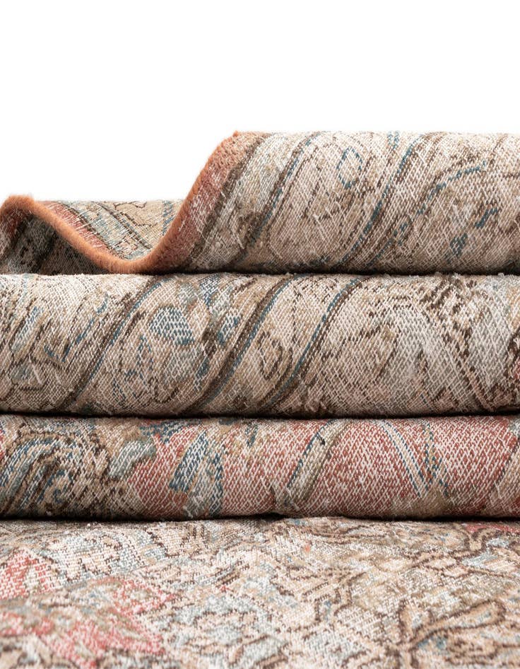 Detail image of 9' 10 x 12' 11 Vintage Royal Wool Rug