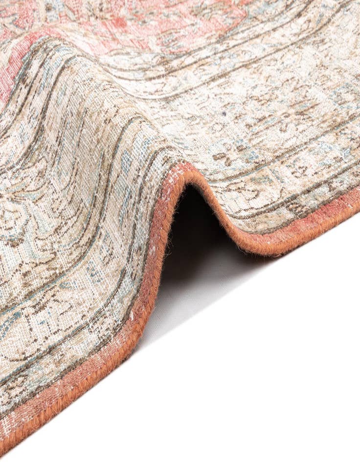 Detail image of 9' 10 x 12' 11 Vintage Royal Wool Rug