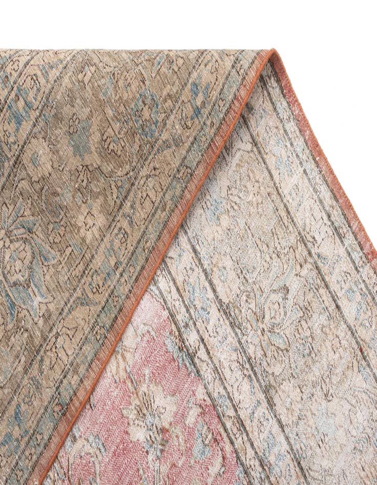 Detail image of 9' 10 x 12' 11 Vintage Royal Wool Rug