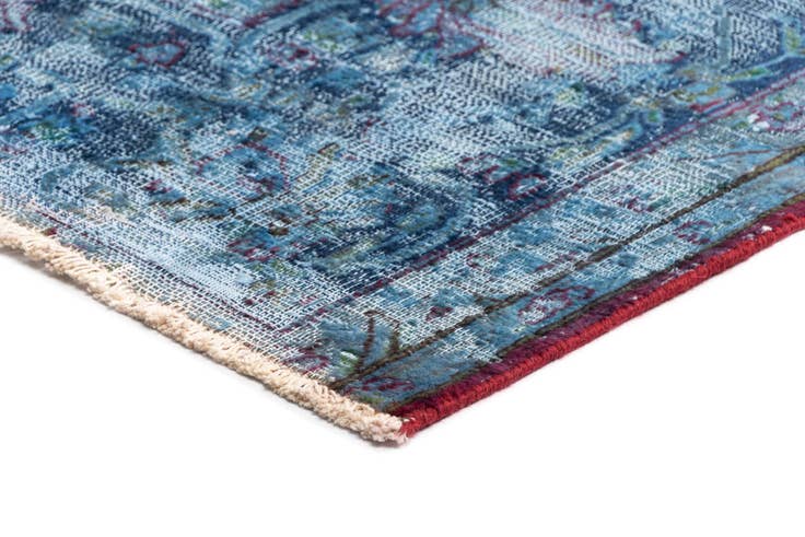 Detail image of 9' 11 x 12' 5 Vintage Royal Wool Rug