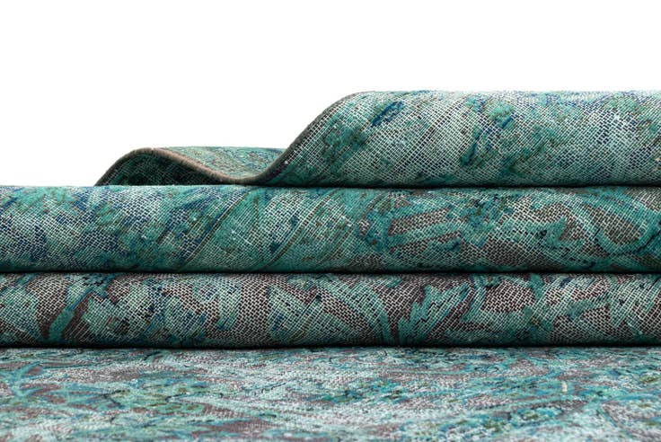 Detail image of 9' 8 x 12' 6 Vintage Royal Wool Rug