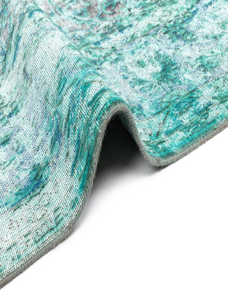 Detail image of 9' 8 x 12' 6 Vintage Royal Wool Rug