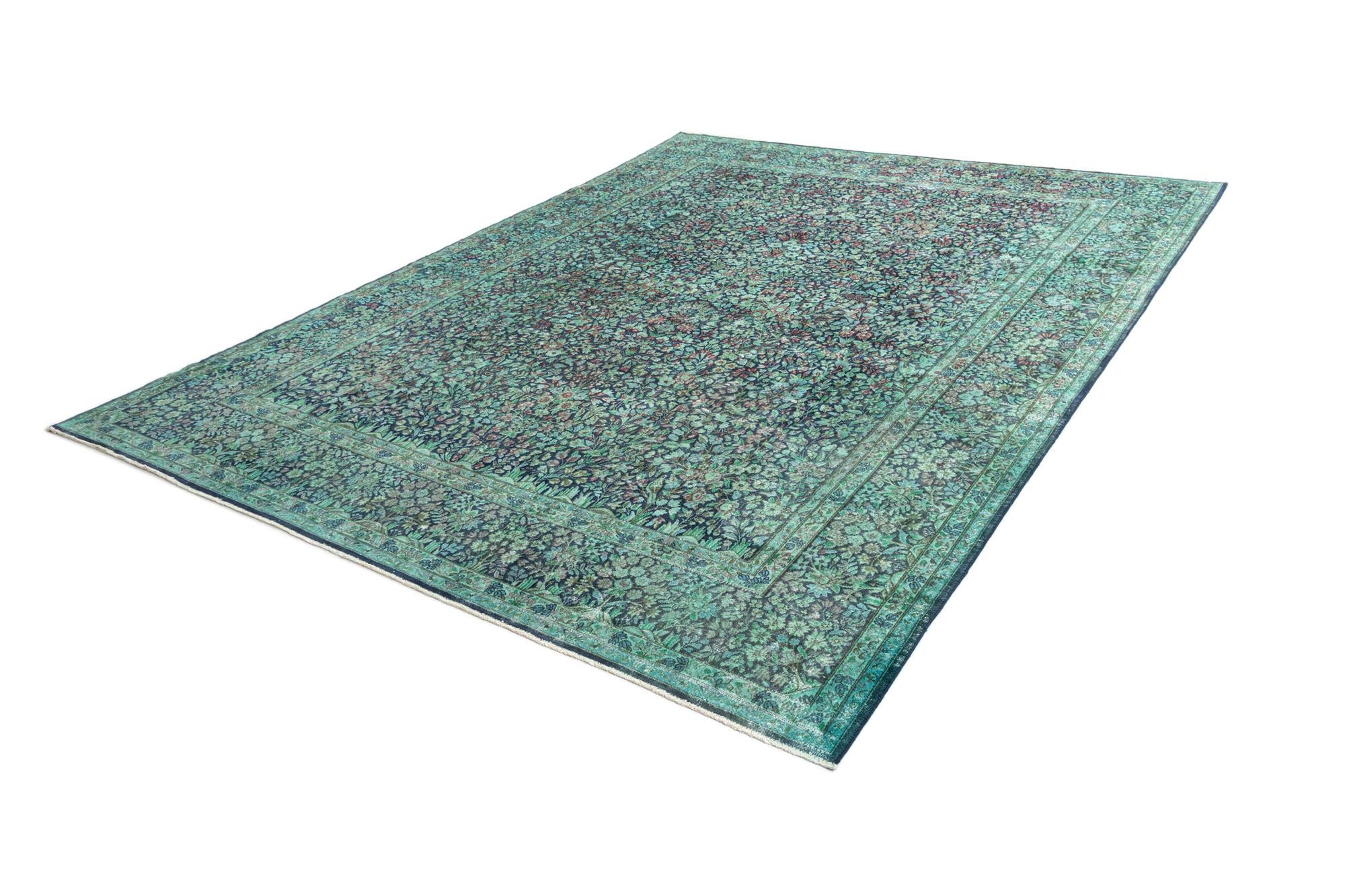 9' 7 x 12' 10 Vintage Royal Wool Rug