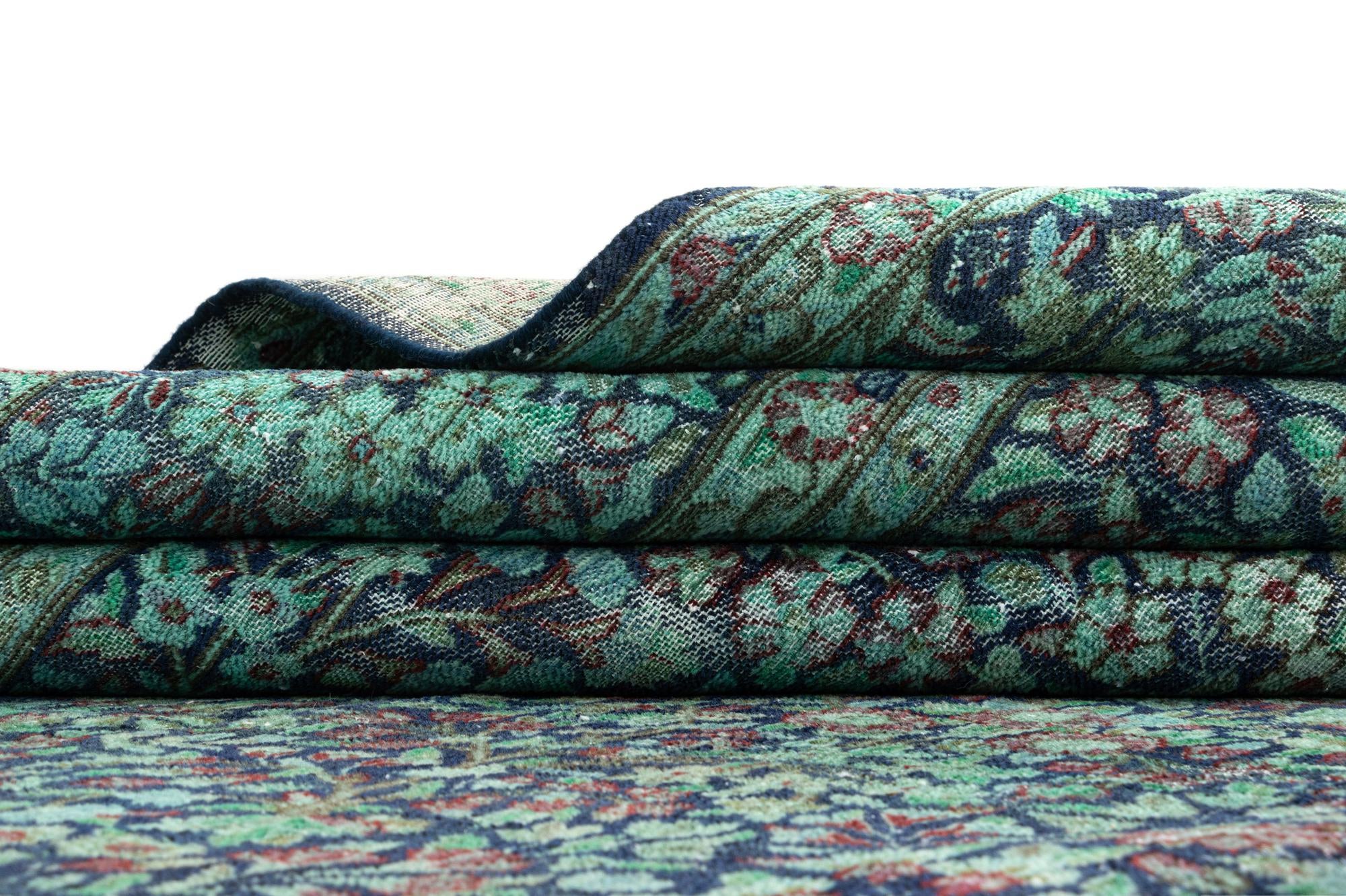 9' 7 x 12' 10 Vintage Royal Wool Rug