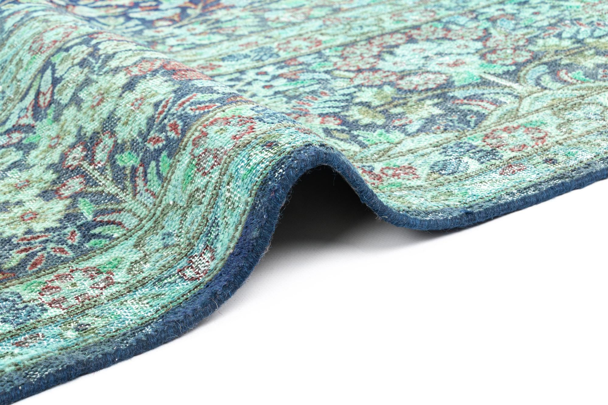 9' 7 x 12' 10 Vintage Royal Wool Rug