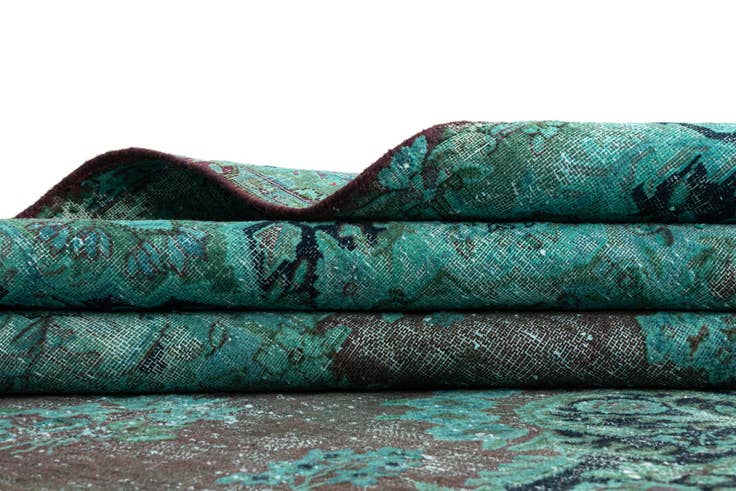 Detail image of 9' 10 x 12' 11 Vintage Royal Wool Rug