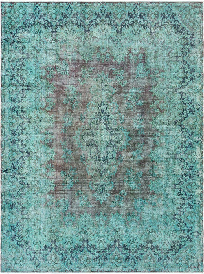 Detail image of 9' 10 x 12' 11 Vintage Royal Wool Rug