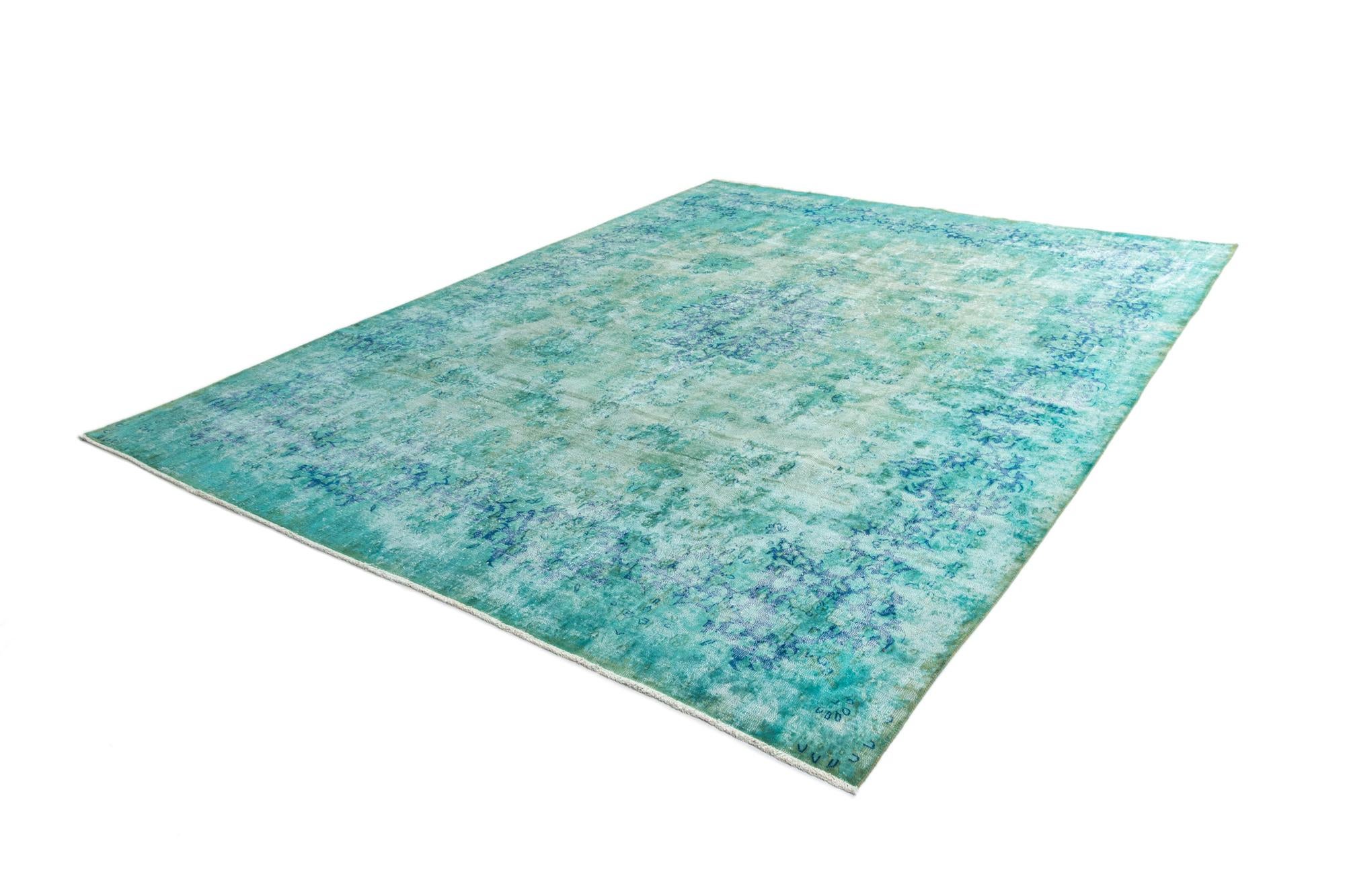 9' 10 x 12' 11 Vintage Royal Wool Rug