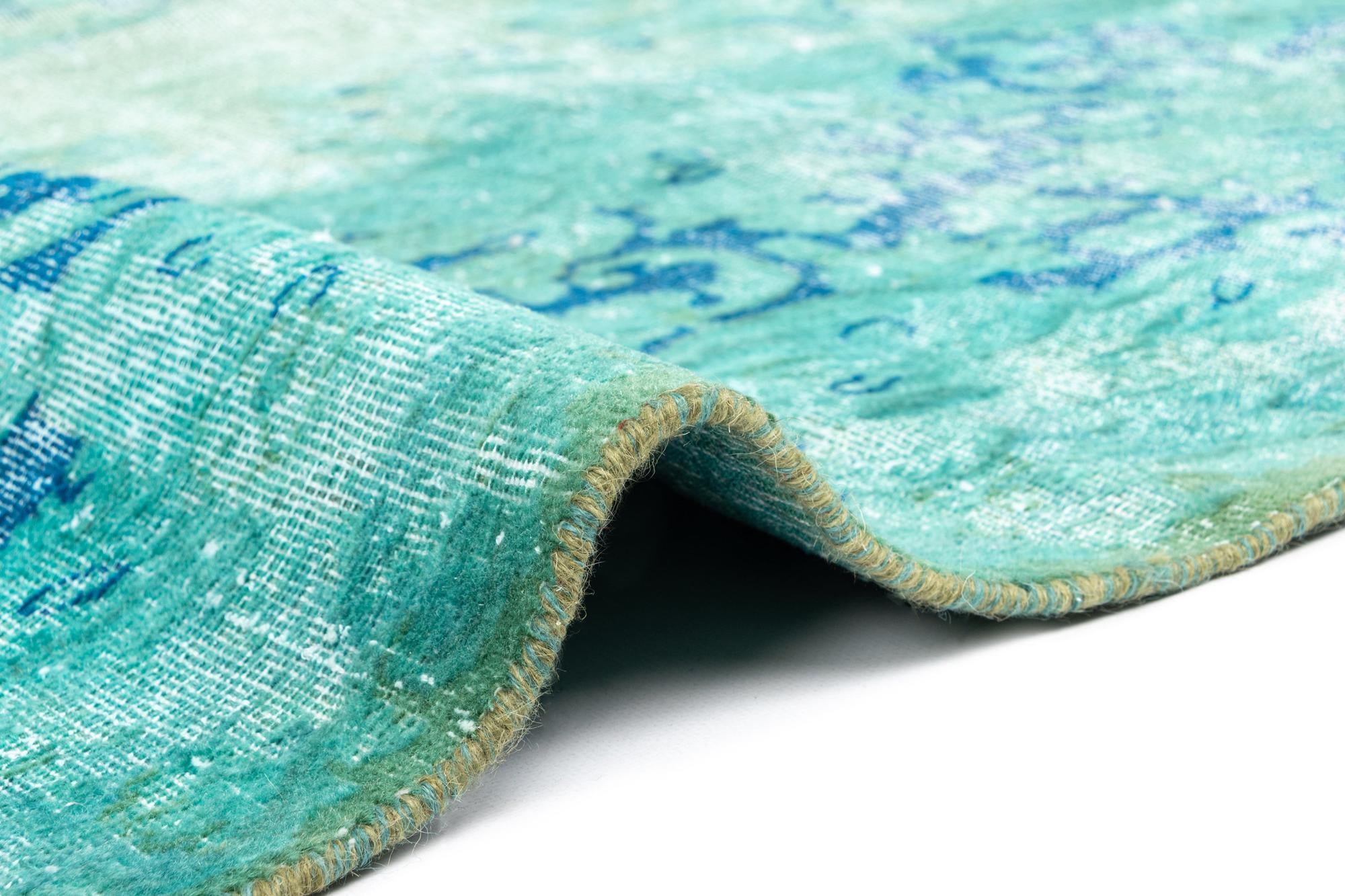 9' 10 x 12' 11 Vintage Royal Wool Rug