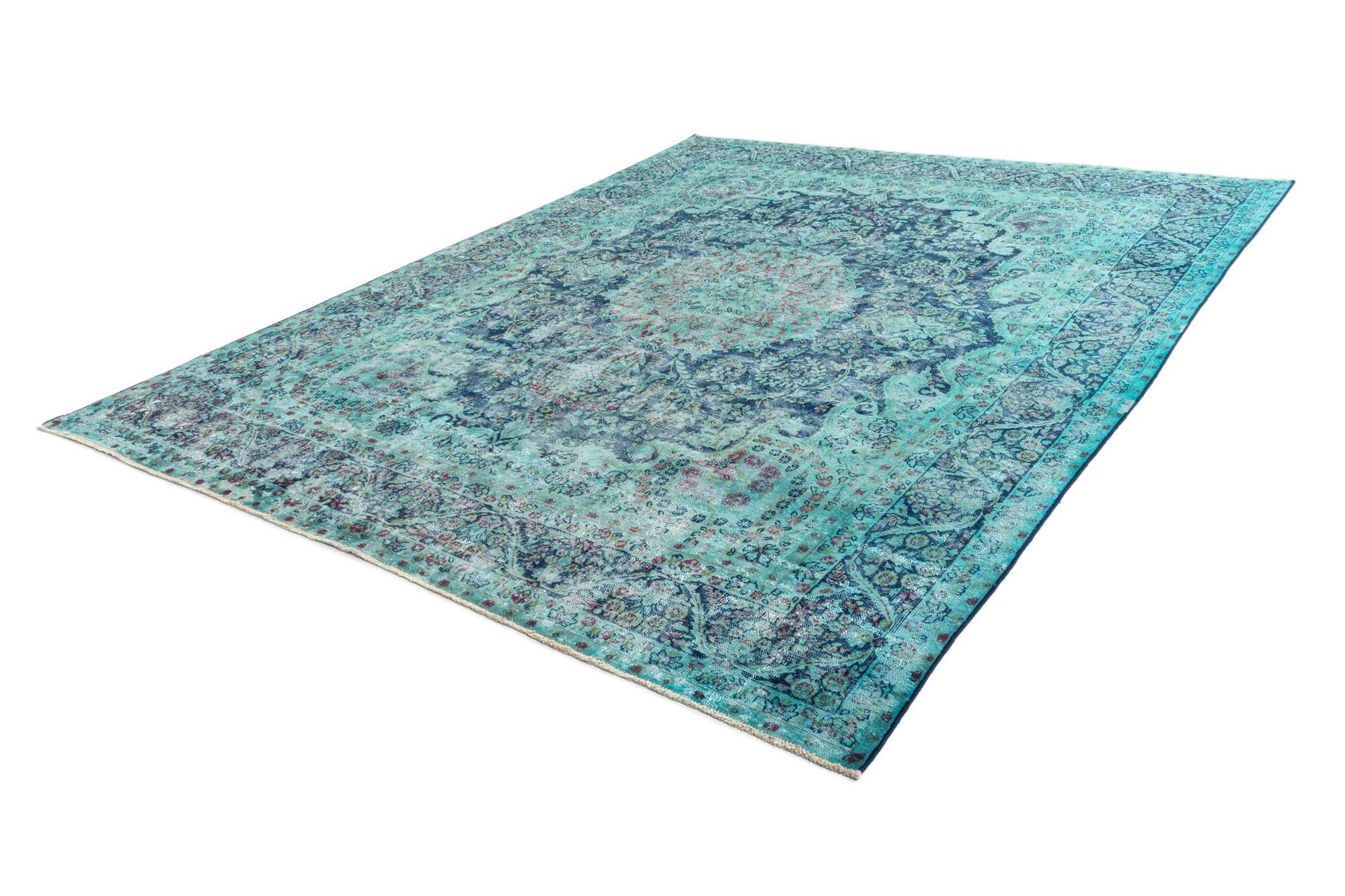 10' x 12' 7 Vintage Royal Wool Rug