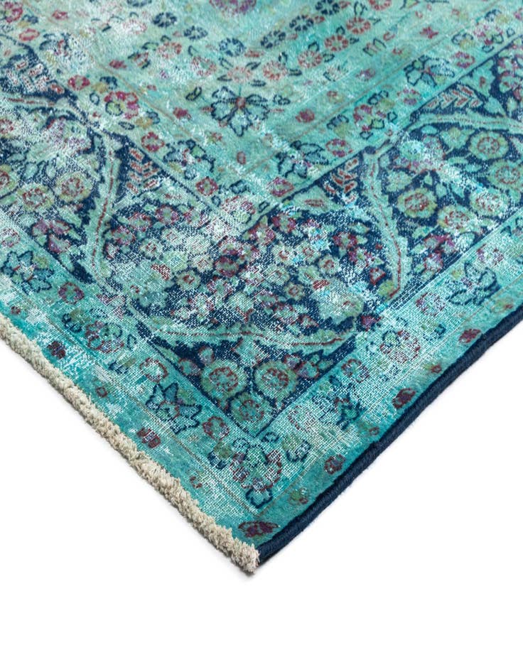 Detail image of 10' x 12' 7 Vintage Royal Wool Rug