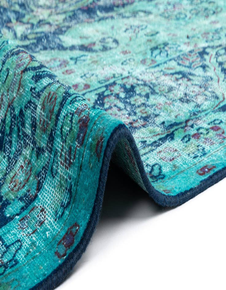 Detail image of 10' x 12' 7 Vintage Royal Wool Rug