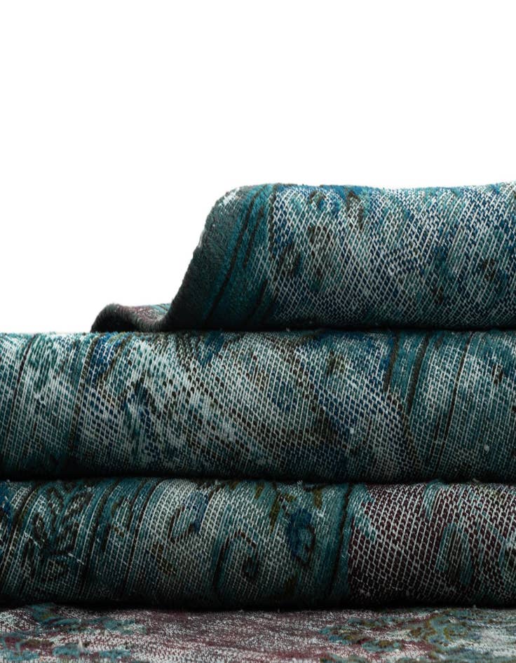 Detail image of 8' 4 x 11' 5 Vintage Royal Wool Rug