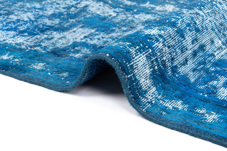 Detail image of 9' 11 x 14' 2 Vintage Royal Wool Rug