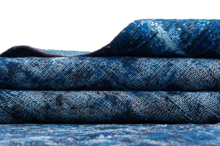 9' 10 x 12' 8 Vintage Royal Wool Rug