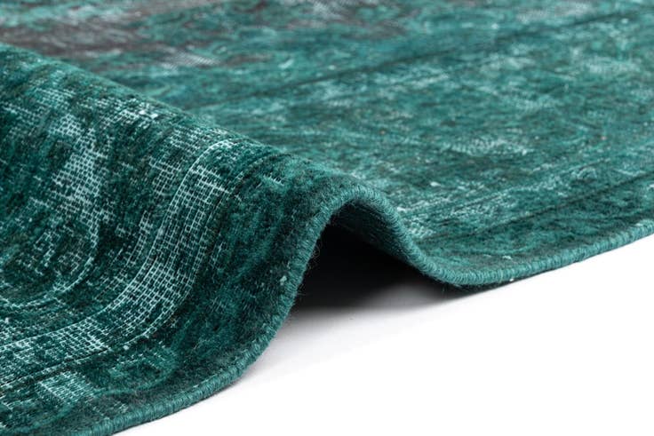 Detail image of 9' 5 x 12' 9 Vintage Royal Wool Rug