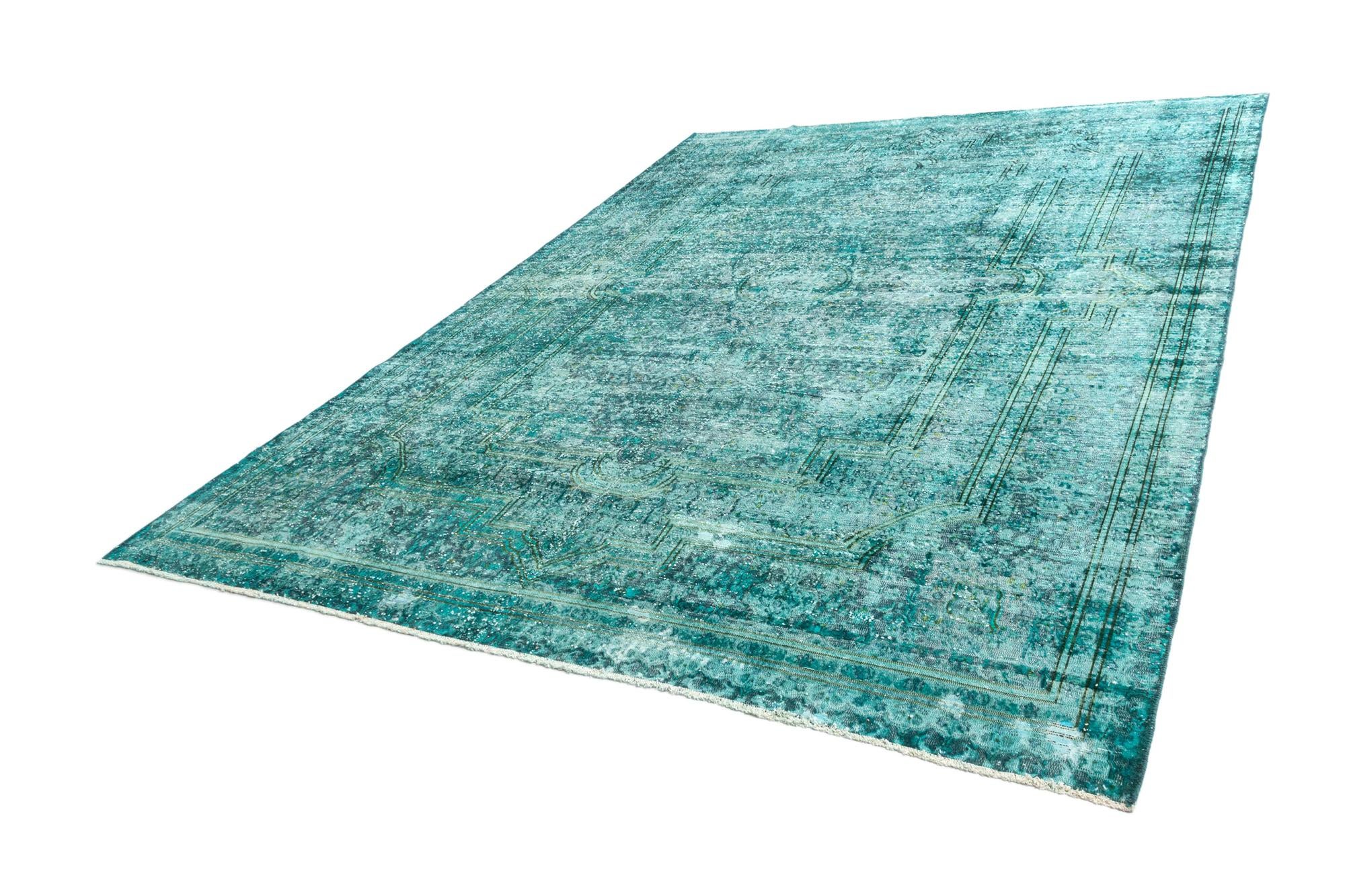 9' 11 x 13' 4 Vintage Royal Wool Rug