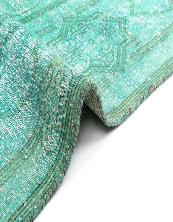 Detail image of 9' 8 x 13' 5 Vintage Royal Wool Rug