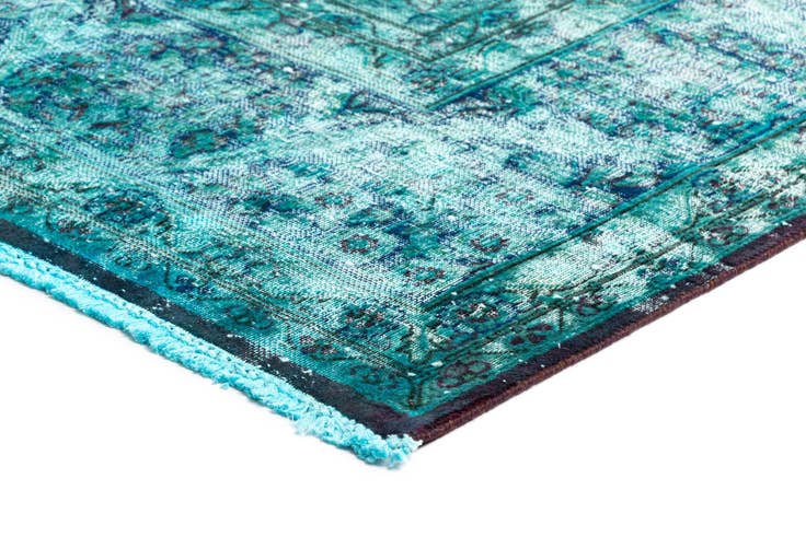 Detail image of 9' 5 x 12' 11 Vintage Royal Wool Rug