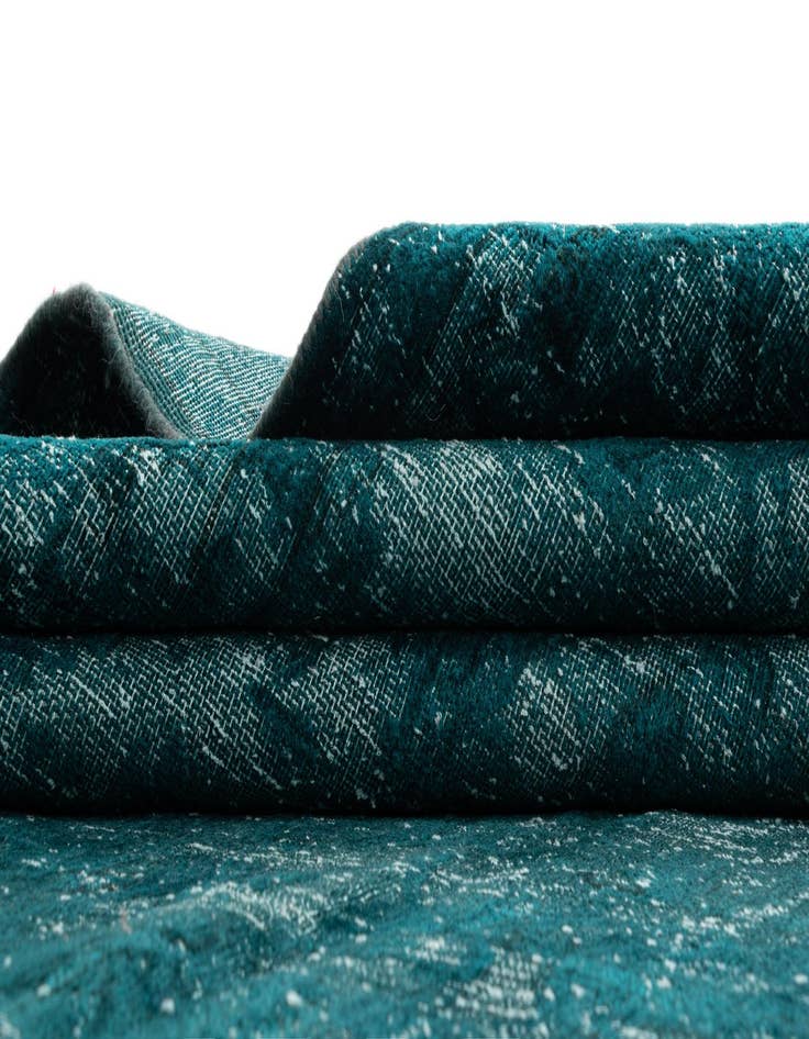 Detail image of 7' 10 x 11' 3 Vintage Royal Wool Rug