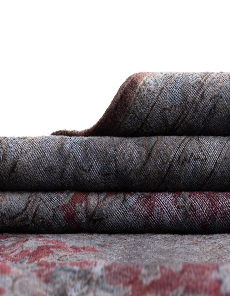 Detail image of 9' 9 x 12' 10 Vintage Royal Wool Rug