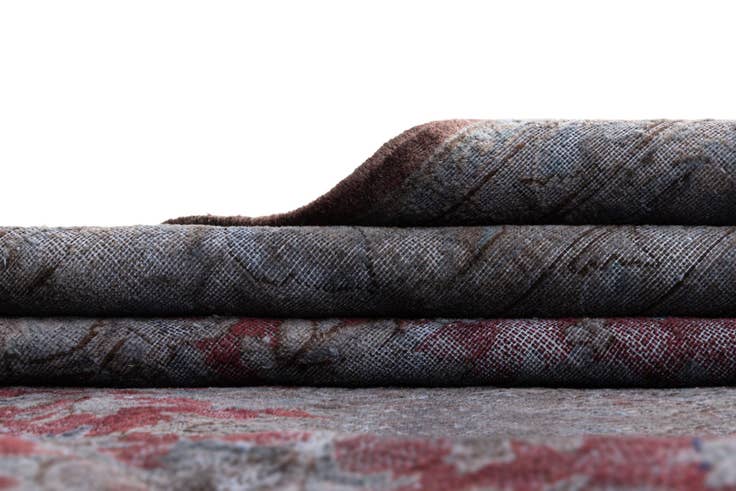 Detail image of 9' 9 x 12' 10 Vintage Royal Wool Rug