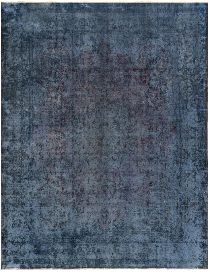 Detail image of 9' 9 x 12' 7 Vintage Royal Wool Rug