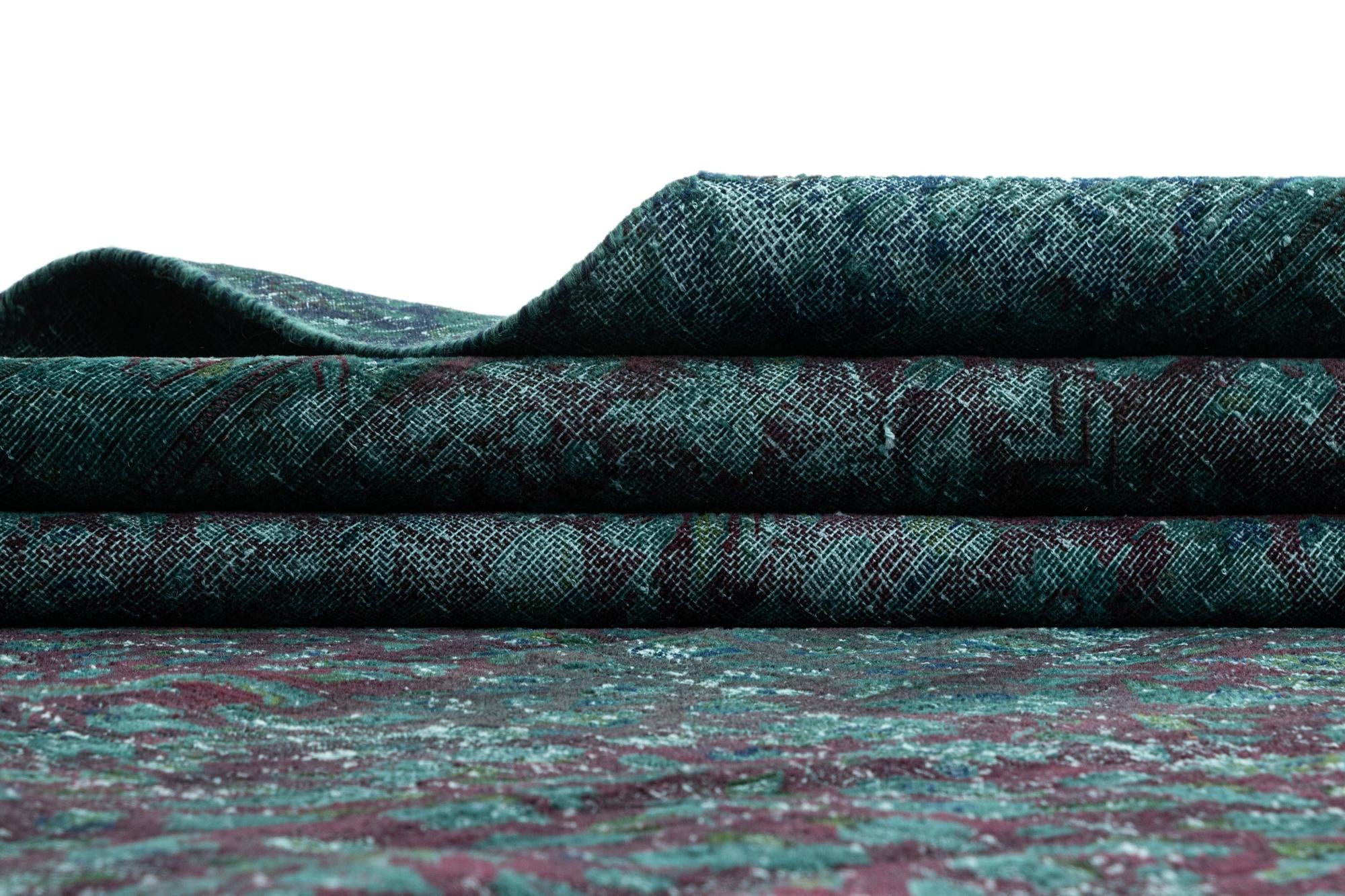 8' 8 x 12' 6 Vintage Royal Wool Rug