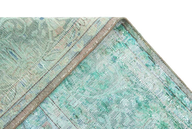 Detail image of 9' 10 x 13' 2 Vintage Royal Wool Rug