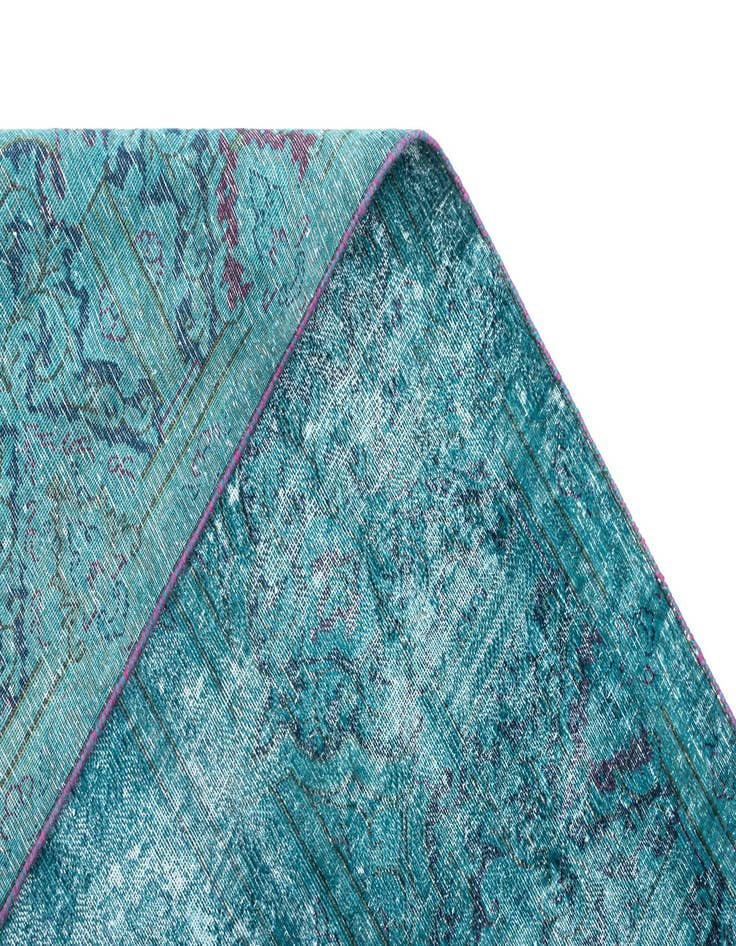 Detail image of 9' 7 x 13' 4 Vintage Royal Wool Rug