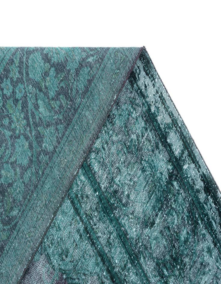 Detail image of 9' 10 x 13' 4 Vintage Royal Wool Rug