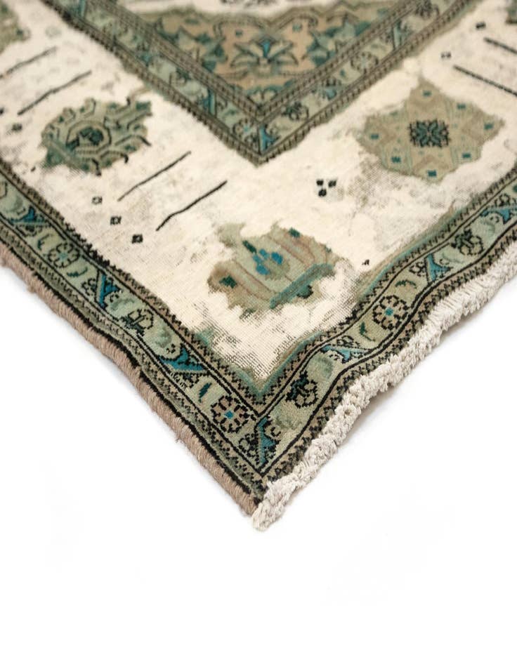 Detail image of 9' 10 x 12' 11  Hand Knotted Vintage Royal Persian Wool Rug