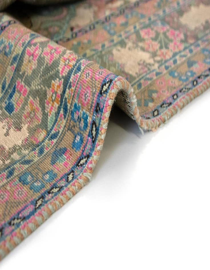 Detail image of 6' x 9' 4  Hand Knotted Vintage Royal Persian Wool Rug