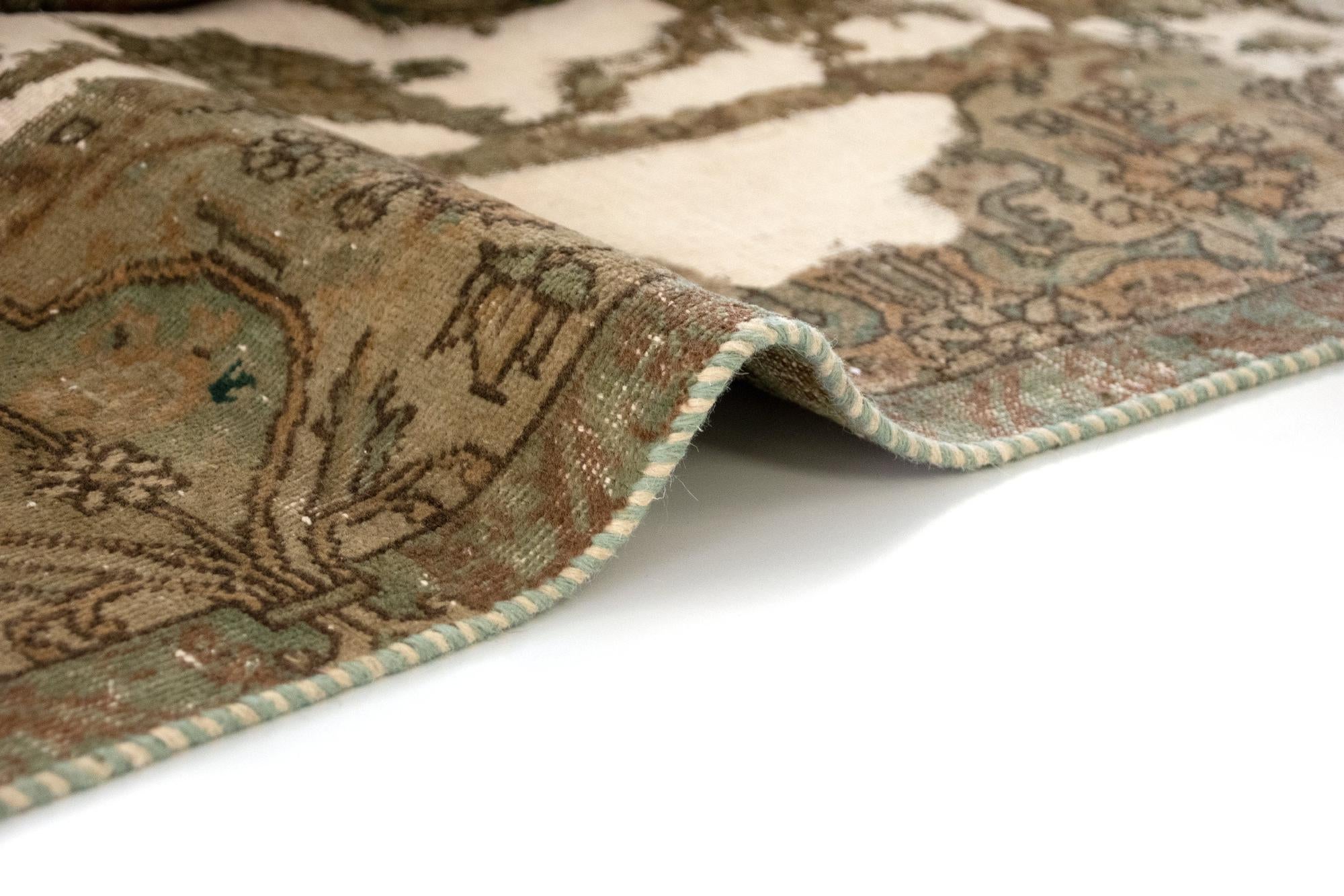 7' 4 x 10' 9 Hand Knotted Vintage Royal Persian Wool Rug