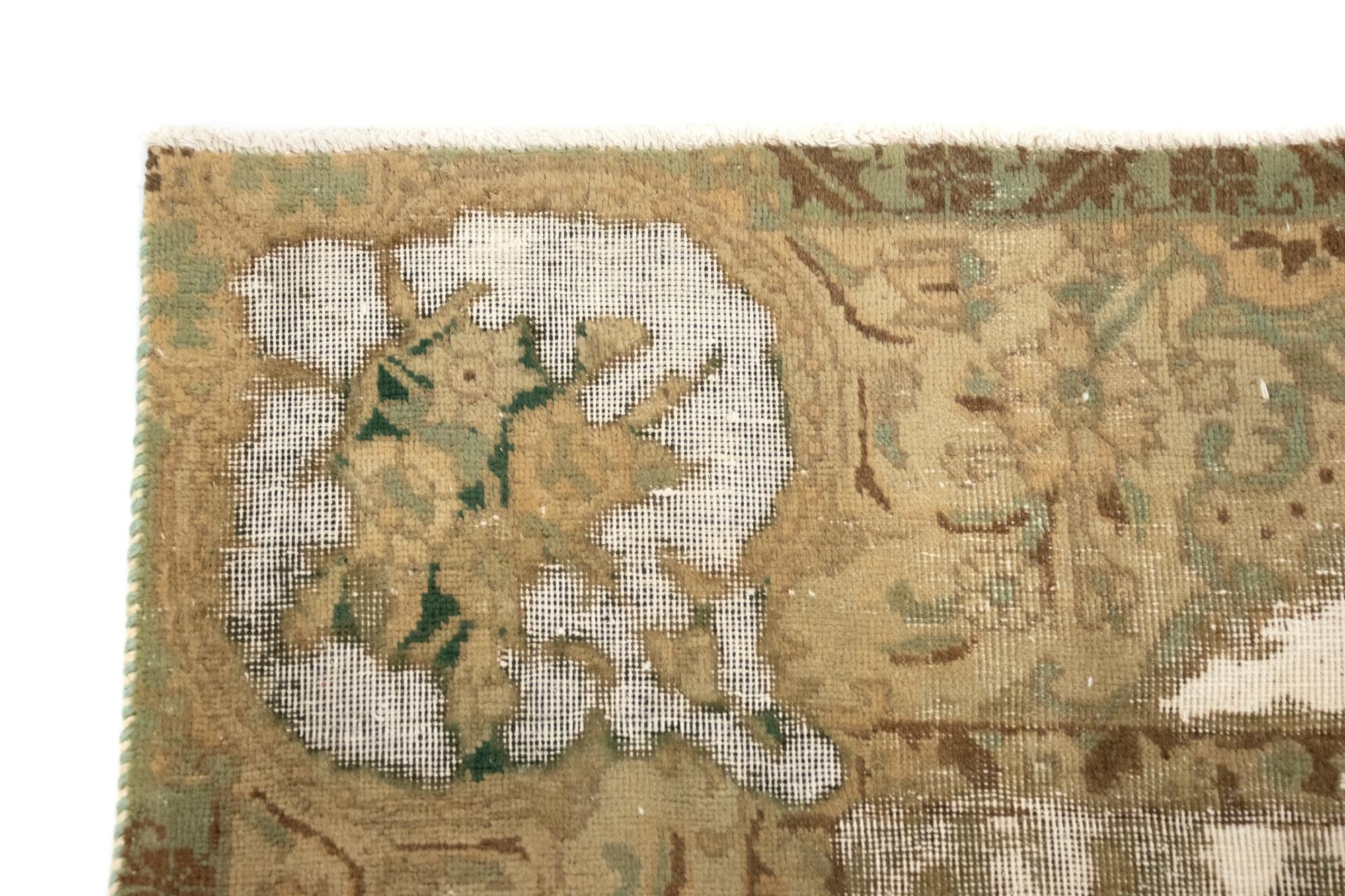 7' 4 x 10' 9 Hand Knotted Vintage Royal Persian Wool Rug