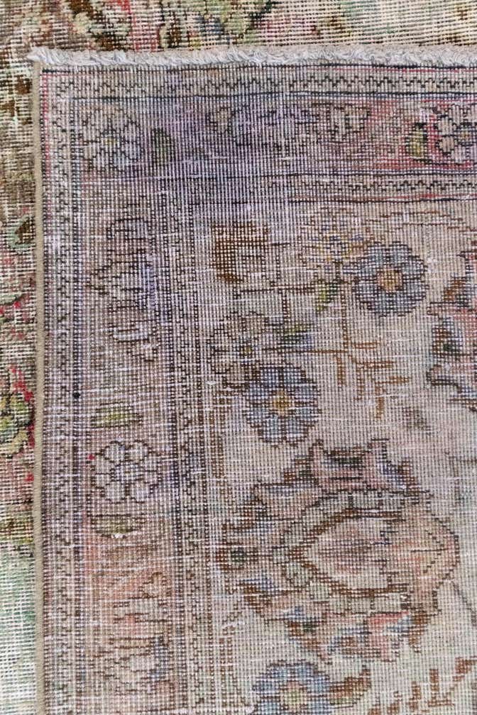9' 9 x 12' 8 Vintage Royal Wool Rug
