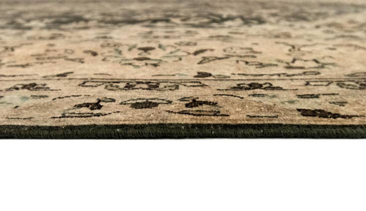 Detail image of 10' x 13' 5 Vintage Royal Wool Rug