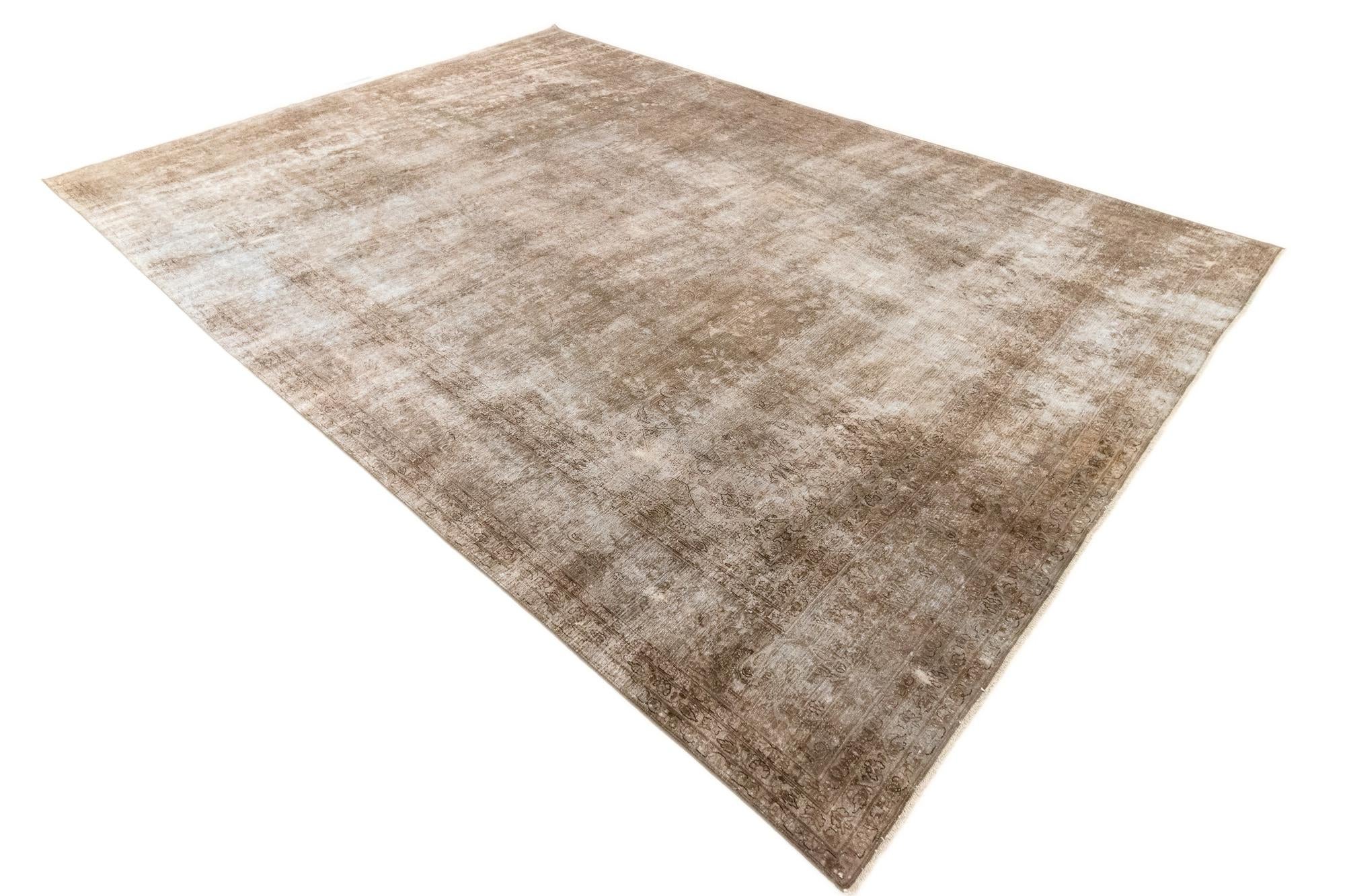 8' 7 x 13' 5 Vintage Royal Wool Rug