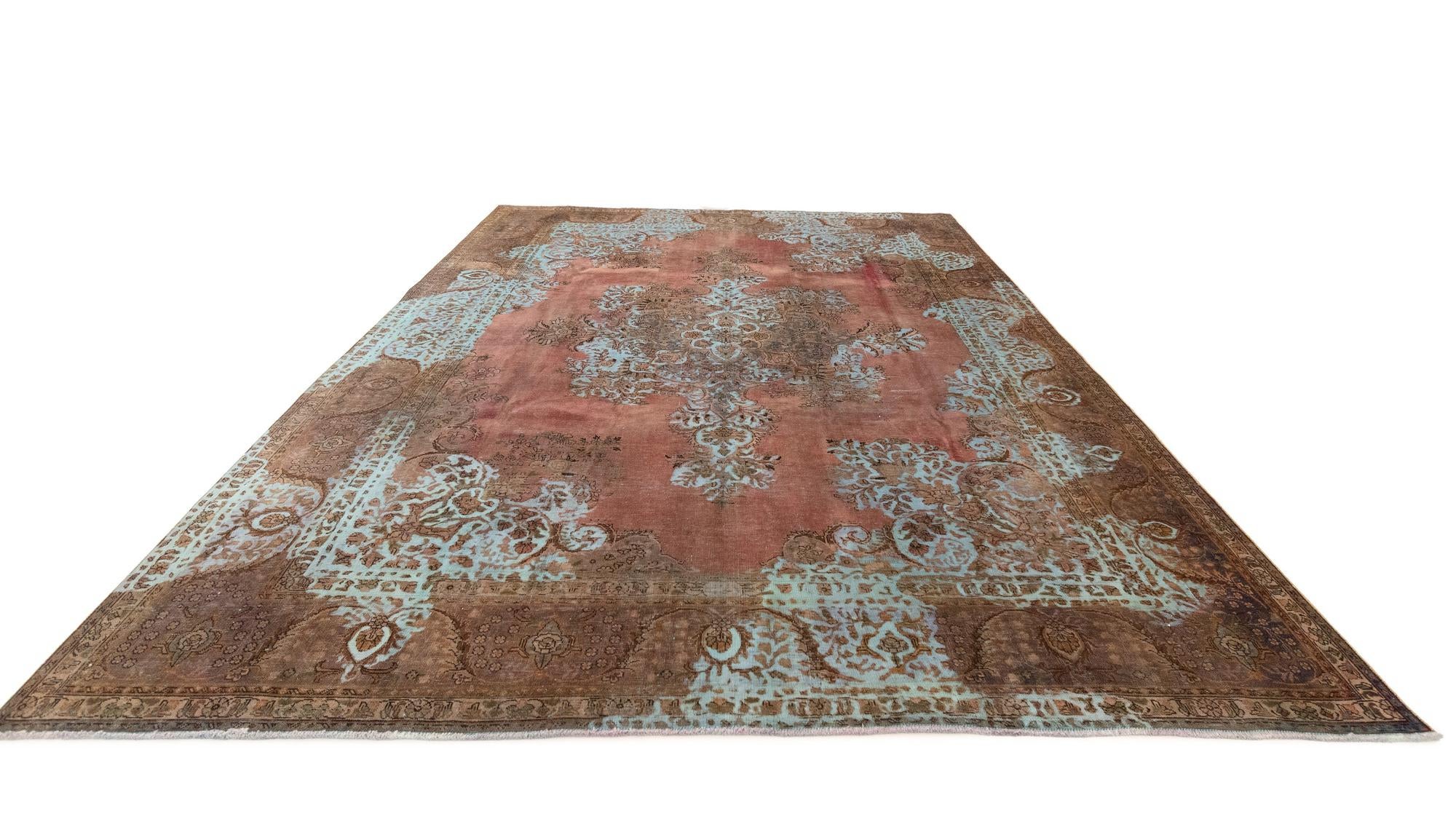 9' 8 x 12' 6 Vintage Royal Wool Rug
