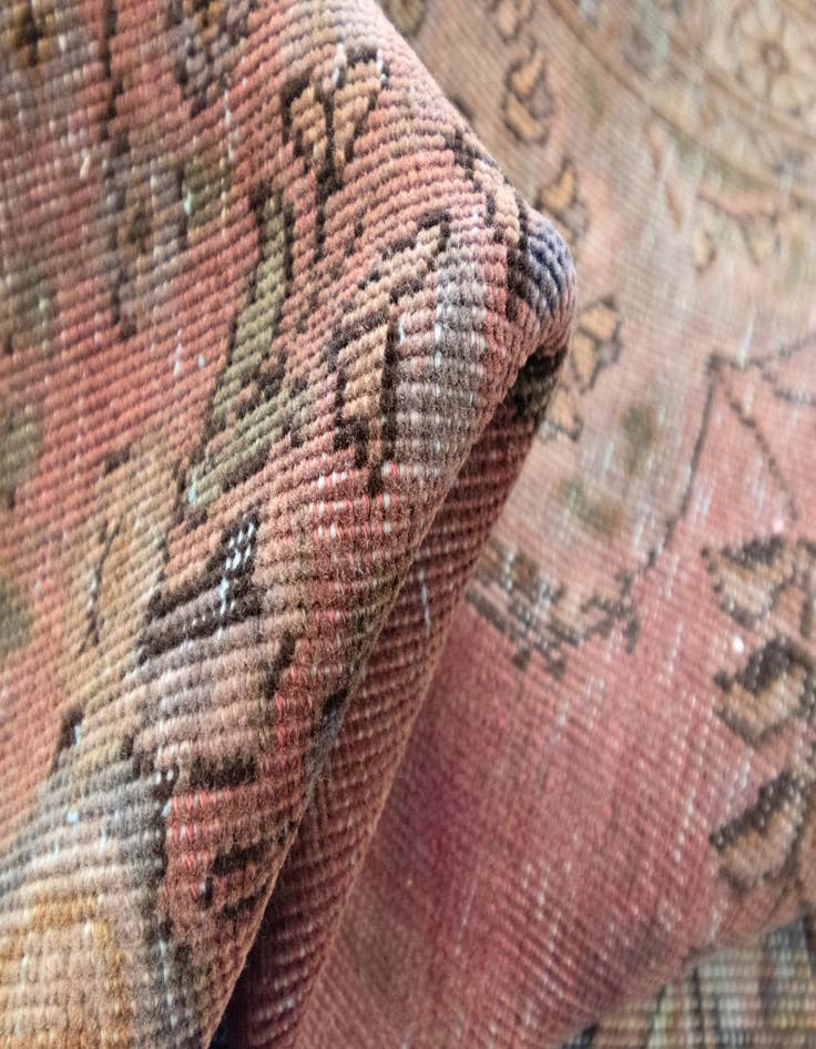 Detail image of 9' 8 x 12' 6 Vintage Royal Wool Rug