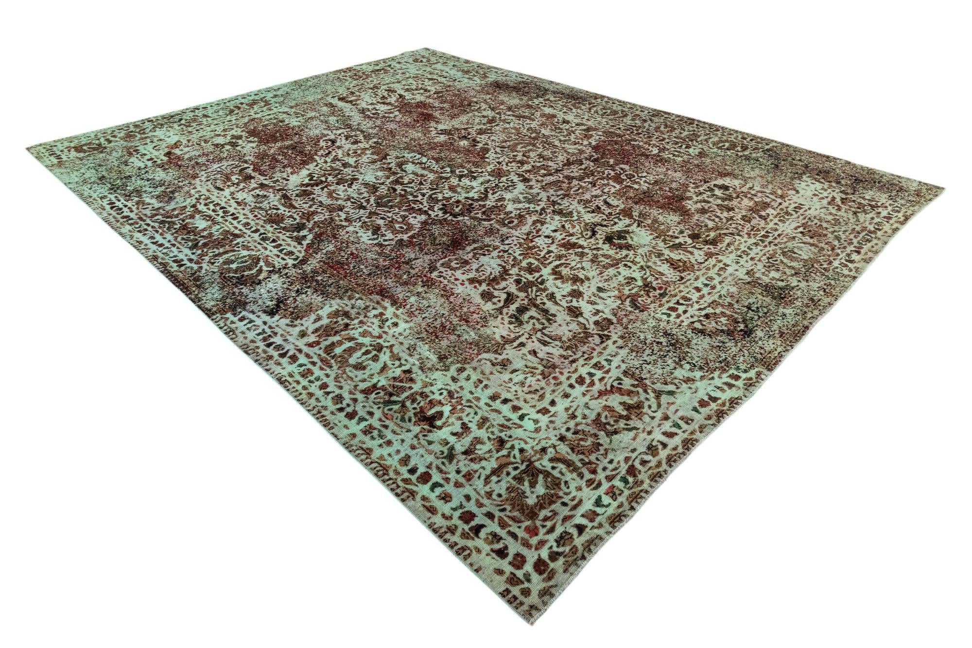 9' 7 x 12' 1 Vintage Royal Wool Rug