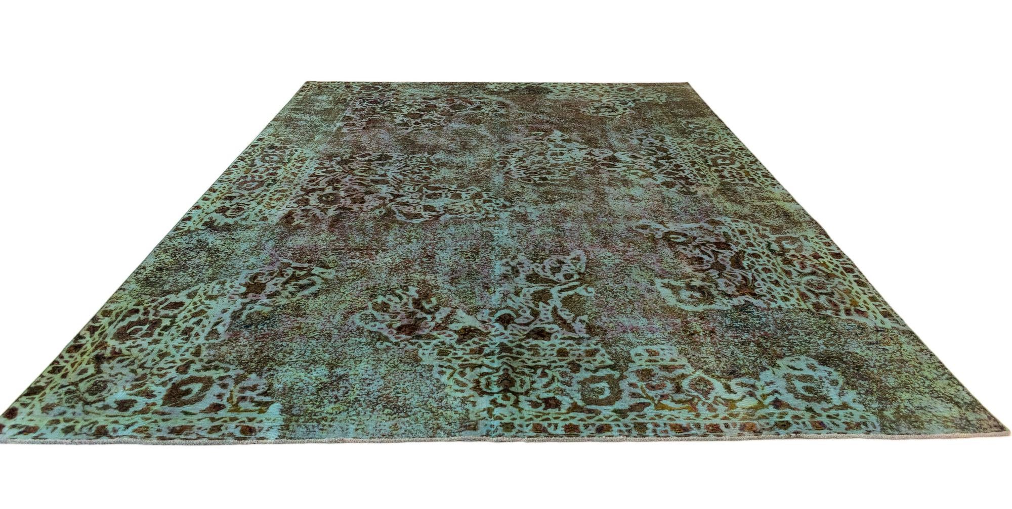 9' 4 x 12' 4 Vintage Royal Wool Rug