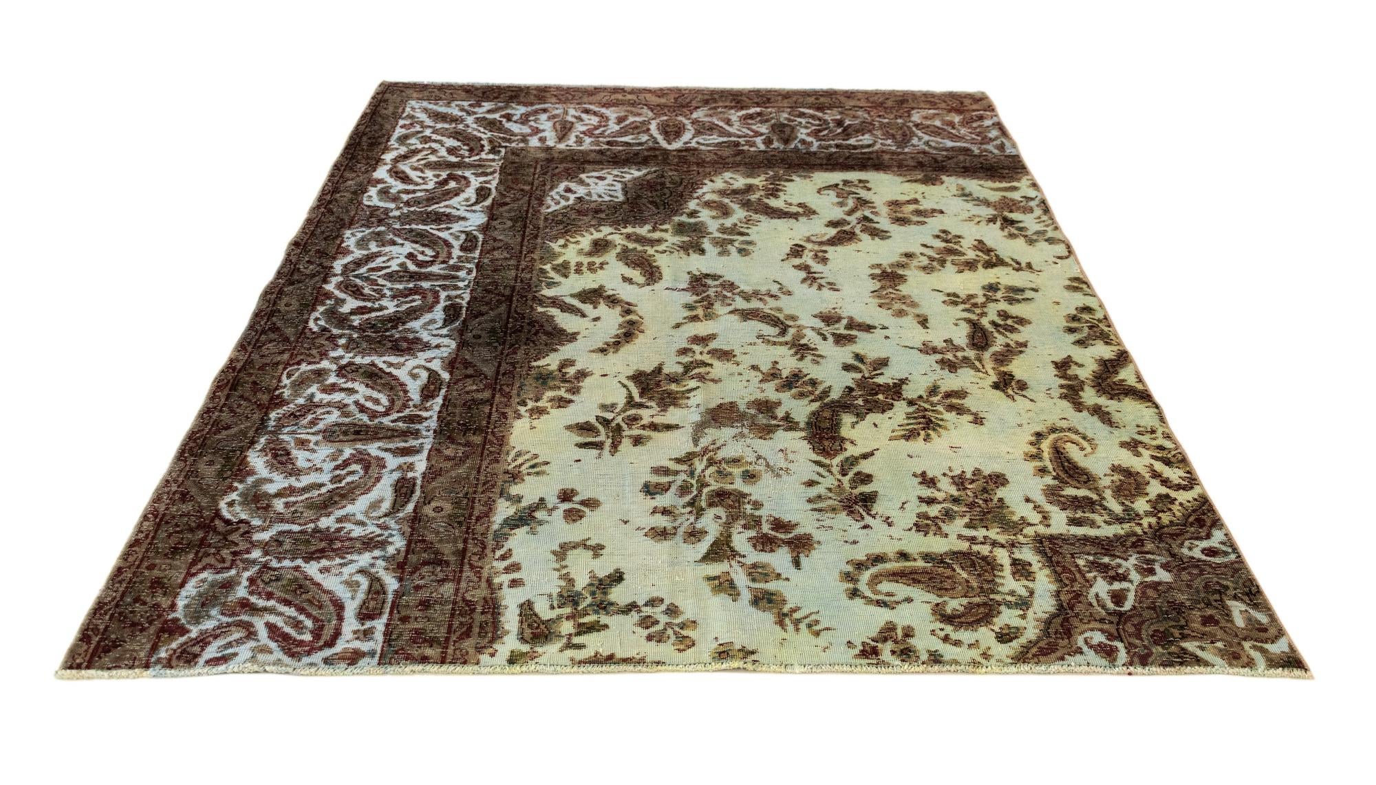 4' 8 x 6' 2 Vintage Royal Wool Rug
