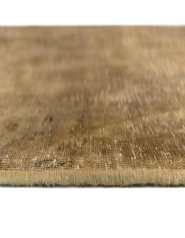 Detail image of 4' 5 x 7' 7 Vintage Royal Wool Rug