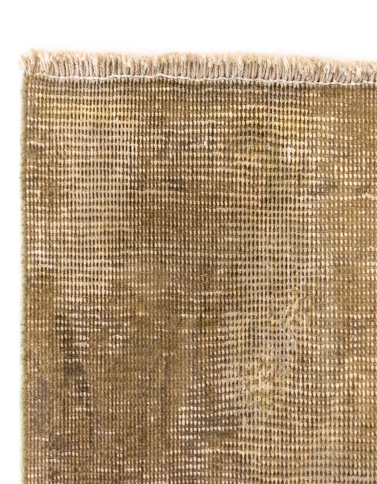 Detail image of 4' 5 x 7' 7 Vintage Royal Wool Rug