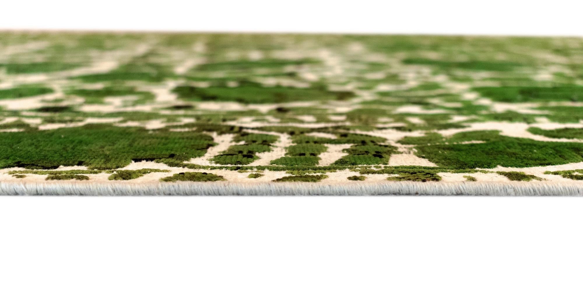 8' x 10' 11 Vintage Royal Wool Rug