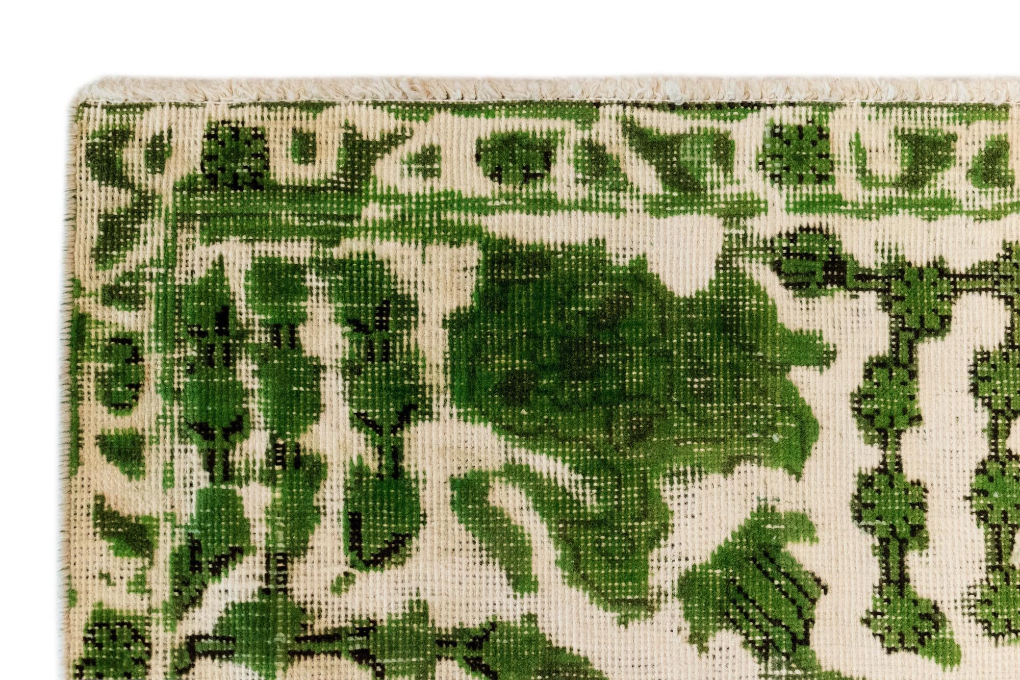 8' x 10' 11 Vintage Royal Wool Rug