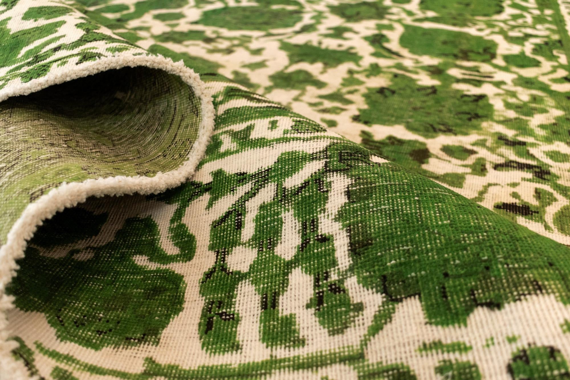 8' x 10' 11 Vintage Royal Wool Rug